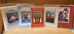 5 Quilt / Doll Patterns Sewing Kits Christmas, Santa, Christmas Tree (G) - Picture 1 of 6