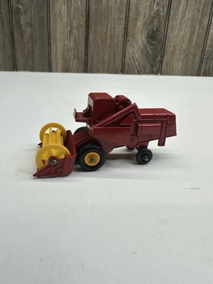 Vintage Matchbox Lesney No 65 C Class Combine Harvester  England - Image 1 of 4