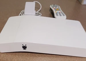 TiVo Bolt - 1000 GB - 4 OTA (Antenna) or Cable Model TCD849000 with slide remote - Picture 1 of 3