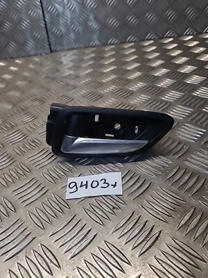 2017 MAZDA 2 INTERIOR DOOR HANDLE FRONT LEFT PASSENGER SIDE  — 第 1/4 张图片