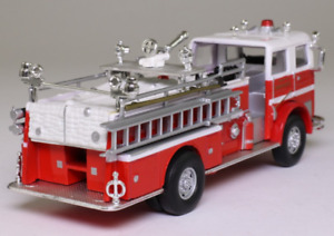 1971 Seagrave K-type Pumper USA Fire Truck Model Diecast Amercom 1:64