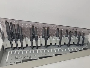 Medtronic Double Thread 8.5 mm Spinal Screws TITANIUM 20 PIECES - Picture 1 of 5