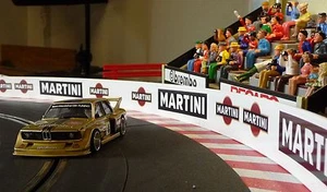 Slotcar LEITPLANKEN BANDE 4cm x 200cm für Carrera DIGITAL 85916 - Bild 1 von 3
