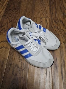 Men's Adidas Shoes Sz 8.5 Blue And White - Picture 1 of 6