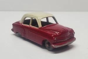 Matchbox #22 Vauxhall  Cresta Sedan Red and White 1956 - Picture 1 of 4