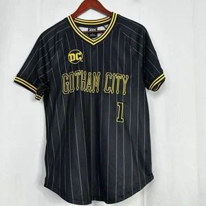 Box Lunch Batman DC Jersey Bruce Wayne Mens Medium Comic Book Black Summer - Picture 1 of 10