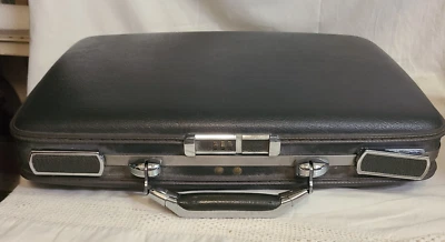 老式 American Tourister Escort 公文包 硬壳 金属灰色 19 x 13 — 第 1/4 张图片