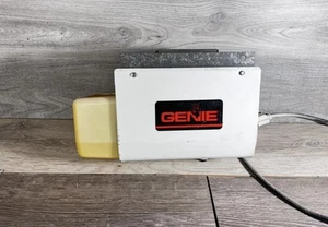 Vintage Genie Garage Door Opener White Not Working - Picture 1 of 3
