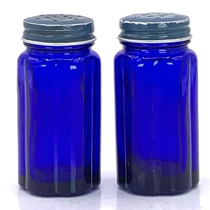 Vintage Hazel Atlas Kobaltblau Glas Salz Pfefferstreuer Blaue Oberteile 4152 - Bild 1 von 11