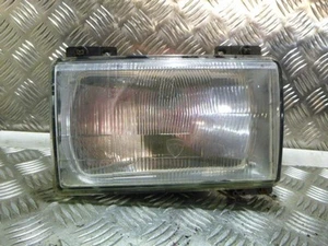 Gruppo ottico anteriore principale destro (luci)(faro) PEUGEOT 104 - Foto 1 di 4