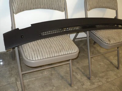 Black OEM 2003-2011 Mercury Grand Marquis Defrost Grill Grille - Image 1 of 4