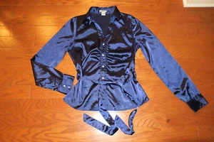 L 10 ❤️ BODY CENTRAL ❤️ TOP SATIN BLOUSE CRYSTAL OFFICE LONG SLEEVE ❤️ SOFT BLUE - Picture 1 of 8