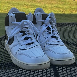 Nike Court Borough Men's 7.5 White Black Casual Shoes Sneakers 838938-100 - Picture 1 of 12