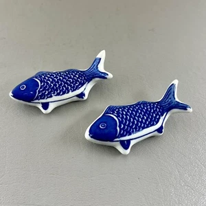 Vintage Set Of 2 Blue White Ceramic Fish Chopstick Rests Asian - Picture 1 of 8