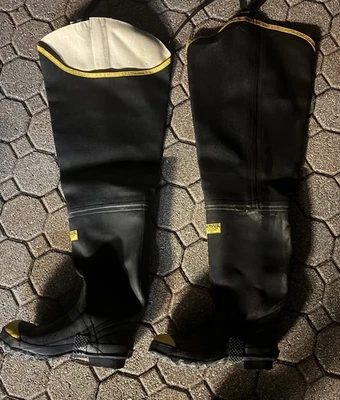 Ranger T112 Black Steel Toe Hip Boots Size 9 - Image 1 of 4