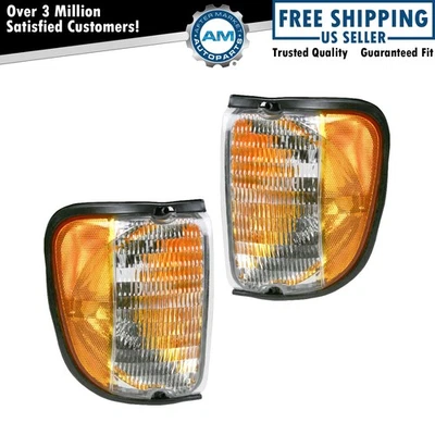 Комплект угловых габаритных огней со стороны водителя и пассажира подходит для Ford 92-03 годов выпуска - Изображение 1 из 4