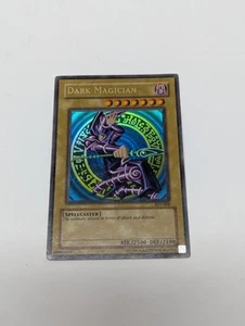 Yugioh Dark Magician SDY-006 Ultra Rare Unlimited HP - Picture 1 of 4