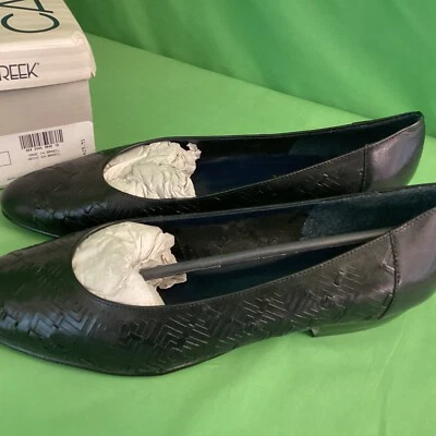 Zapatos Cabin Creek Carly 2 Azul Marino, Patrón Tejido, Cuero, Tacón Bajo Para Mujer 9M NUEVO Foto 1 de 4