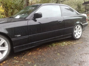 BMW 3 E36 Coupe 1992 - 1999 Seitenschutz Zierleisten / Gummistreifen - Bild 1 von 6