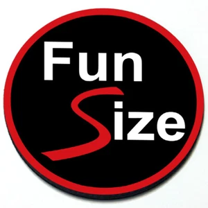 Fun Size - Funny Magnetic Grill Grille Badge for MINI Cooper - Foto 1 di 3