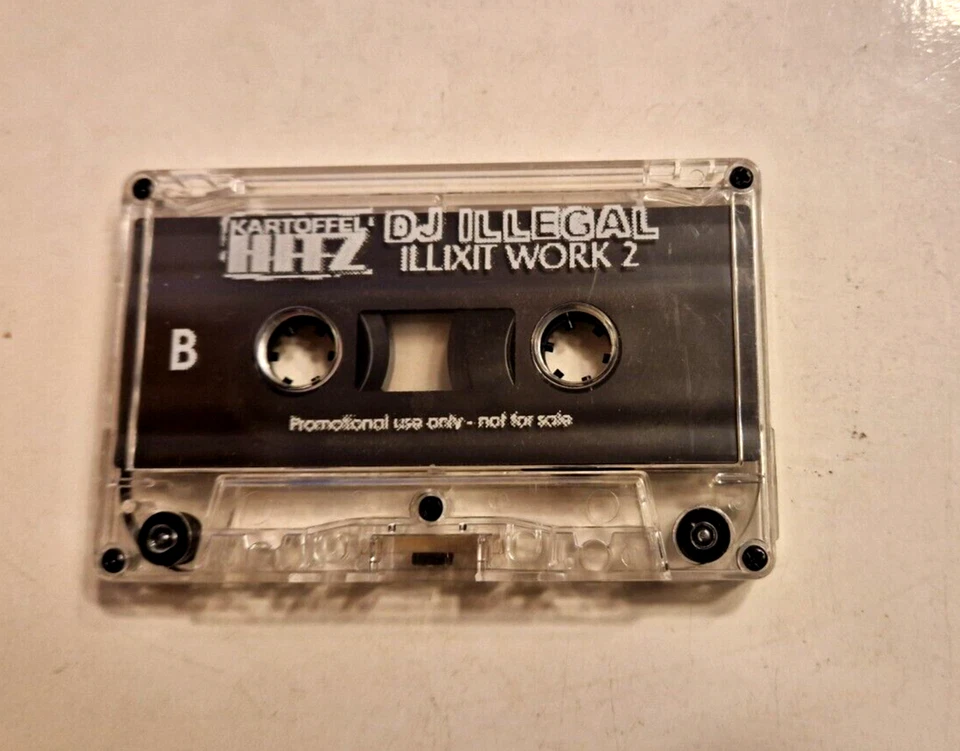 DJ ILLEGAL - ILLIXIT WORK 2 / KARTOFFEL HITZ PROMO TAPE (OHNE COVER) Kool Savas - Bild 1 von 1