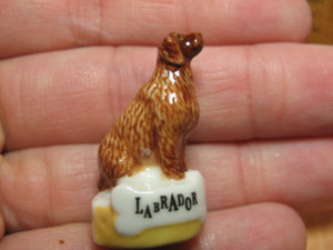 LABRADOR RETRIEVER DOG Breed Dogs French Feve Figurine Dollhouse Miniature