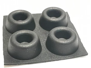 LOVELY QUALITY SELF ADHESIVE BLACK RUBBER FEET 22MM X 10MM HIGH (x4)       ad1w6 - Picture 1 of 6