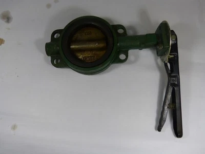 Genérico C954 Brida de 4 Pernos Válvula Mariposa Hierro Fundido USADO Foto 1 de 3