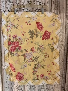 Maryjane’s Home Yellow Floral 2 Shams - Bild 1 von 9