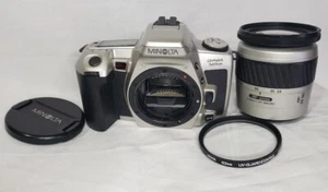 Minolta DYNAX 505si Kamera mit Minolta AF 28-80mm f/3.5-5.6 Objektiv - Bild 1 von 3