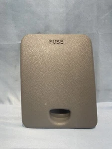 Kia Sedona 2006 Interior Fuse Box Access Cover Lid Panel 84755-4D000 OEM Grey - Picture 1 of 6