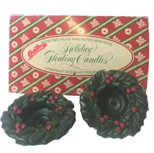 Vintage 1983 Christmas Floating Candles Holly and Berries Wreaths - Picture 1 of 11