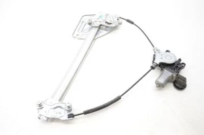 2006-2015 年马自达 Mx-5 Miata NC 乘客右前窗调节器和电机 — 第 1/4 张图片