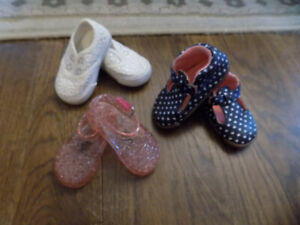 lot Carters baby Standing Chloe Hearts Mary Jane Lace Sneakers & Jelly sandals