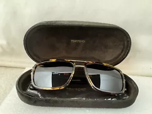 TOM FORD TF 780 56E DIFFERENT ORO MARRONE OCCHIALI DA SOLE MONTATURA 58-17 POLARIZZATI - Foto 1 di 18