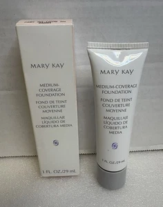 Mary Kay Medium Coverage Foundation Ivory 204 New Silver Cap 042001 - Bild 1 von 3