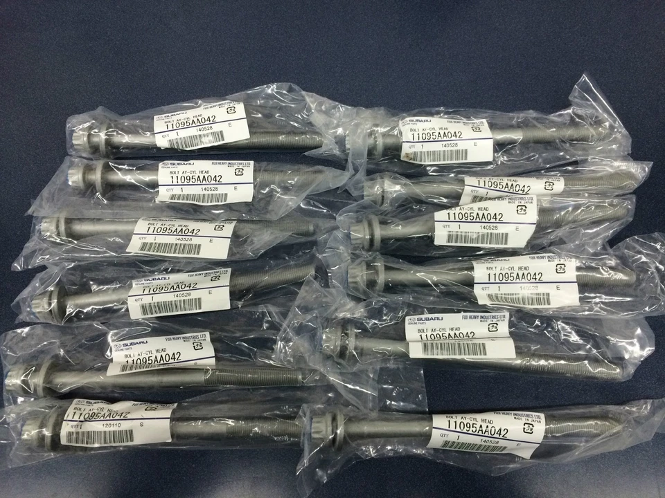 Juego de 12 pernos de cabeza turbo originales Subaru WRX STI Forester XT Legacy GT fabricante de equipos originales Foto 1 de 1