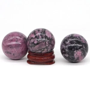 Bola esfera curativa de Reiki con cristal de rodonita rosa negro gema natural de 30 mm (1 pieza) - Imagen 1 de 3