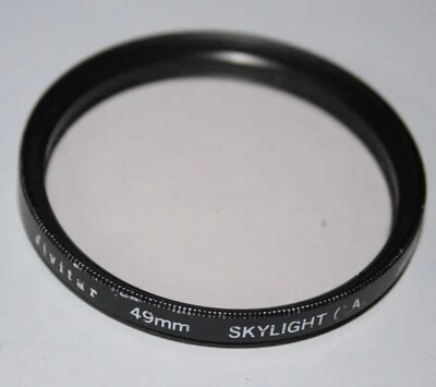 Vivitar - 49mm Skylight 1A Filter - vgc - Image 1 of 2