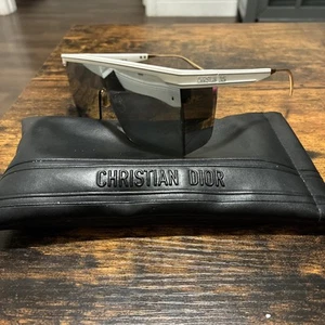 Dior Sunglasses White Smoke Mirror Oblique Mask - 100% Authentic - DIORCLUB M1U - Picture 1 of 6