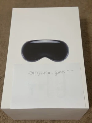 Apple Vision Pro 512GB Solo Knit Band, Dual Loop Band, Light Seal (IN HAND) - Image 1 of 4