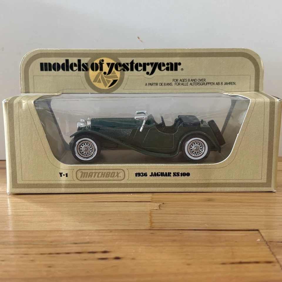 Models of Yesteryear Y-1 1936 Jaguar SS100 verde na caixa caixa caixa de fósforos modelo carro - Imagem 1 de 4