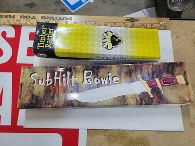 (2) CUCHILLO BOWIE DE COLECCIÓN AZUL TIMBER RATTLER TR78 5" HOJA FIJA Y EMPUÑADURA SUB DH7839 Foto 1 de 4