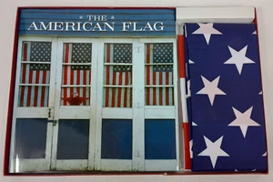 The American Flag (Hardcover 1998) Coffee Table Book + Flag Fredman Fairfax - Picture 1 of 3