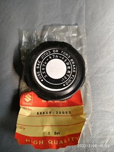 Suzuki GT125 GT250 GT380 GT550 GT750 GS1000 GP100 GP125 Front Brake Master Cap - Picture 1 of 2
