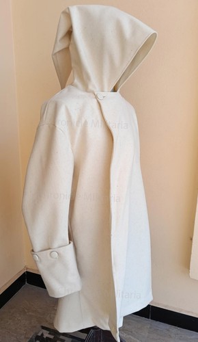 OFF WHITE Cappotto con cappuccio capote stile francese XVIII secolo