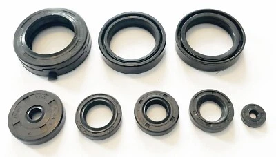 Honda XL350 1974-78 Engine Oil Seal Kit NEW! Foto 1 de 2