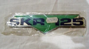 ORIGINAL Piaggio Vespa SKR 125 Emblem Aufkleber Schriftzug genuine - Picture 1 of 3