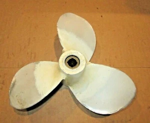 Mariner OEM 6-9 HP A B Series Pin-Drive Over-Prop Exhaust Propeller Prop 9" X 7" - Picture 1 of 4