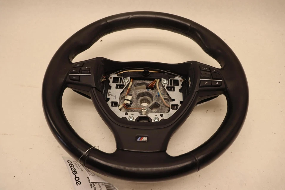 2011-2014 BMW 535I F10 M ПАКЕТ РУЛЕВОЕ КОЛЕСО ЧЕРНЫЙ С ПЕРЕКЛЮЧАТЕЛЕМ ВЕСЛА OEM - Изображение 1 из 4